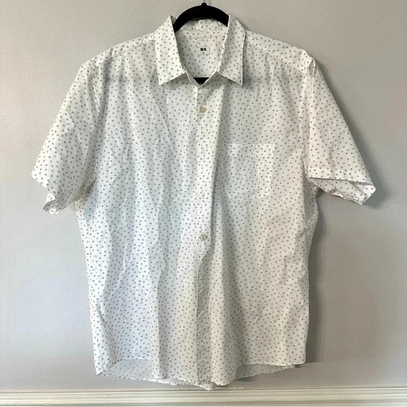 UniQlo Men's Extra Fine Cotton Short Sleeve White Button Up Shirt Size XL GUC - Picture 2 of 8